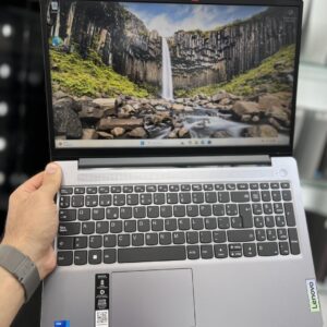 LENOVO IDEPAD SLIM 3 15IBRH8 i7-13620H 16GB DDR5 512GB SSD 15.6P FHD